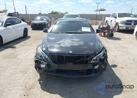 2014 Mercedes-Benz E 350 z USA, uszkodzony, nr VIN WDDKJ5KB0EF235980